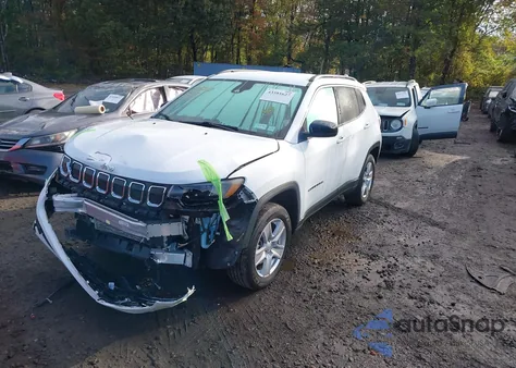 2022 Jeep Compass Latitude 4X4 from USA, damaged, VIN 3C4NJDBB6NT230743